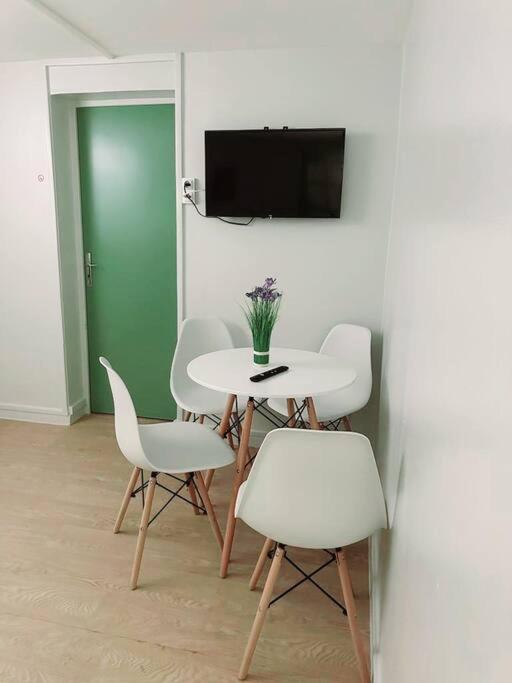 Grand Appartement Peripherie De Paris Et N1 "Appart'6" Pierrefitte-sur-Seine Zewnętrze zdjęcie